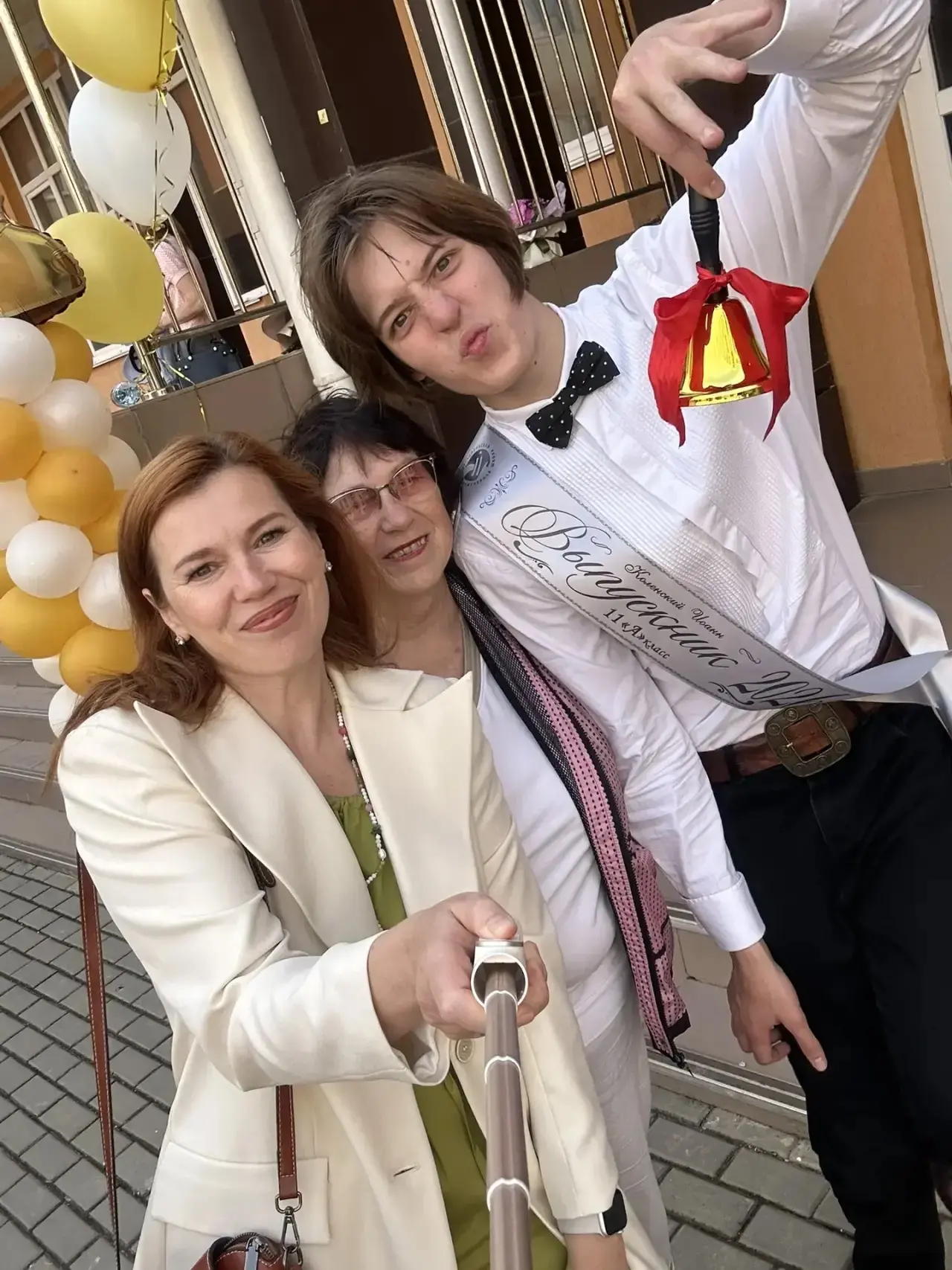 Мой сын, Иван Коленский, окончил 11-й класс Инженерной школы и выпустился в свою взросл...