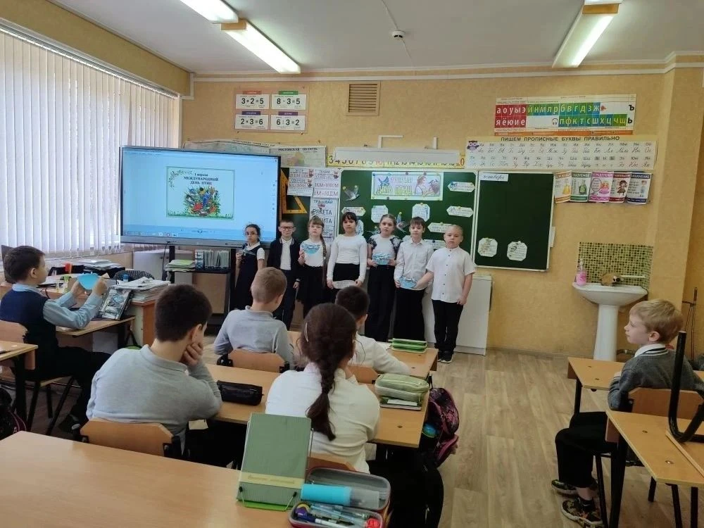 Международный день птиц Международный день птиц - экологический праздник, который отмечается ежегодн