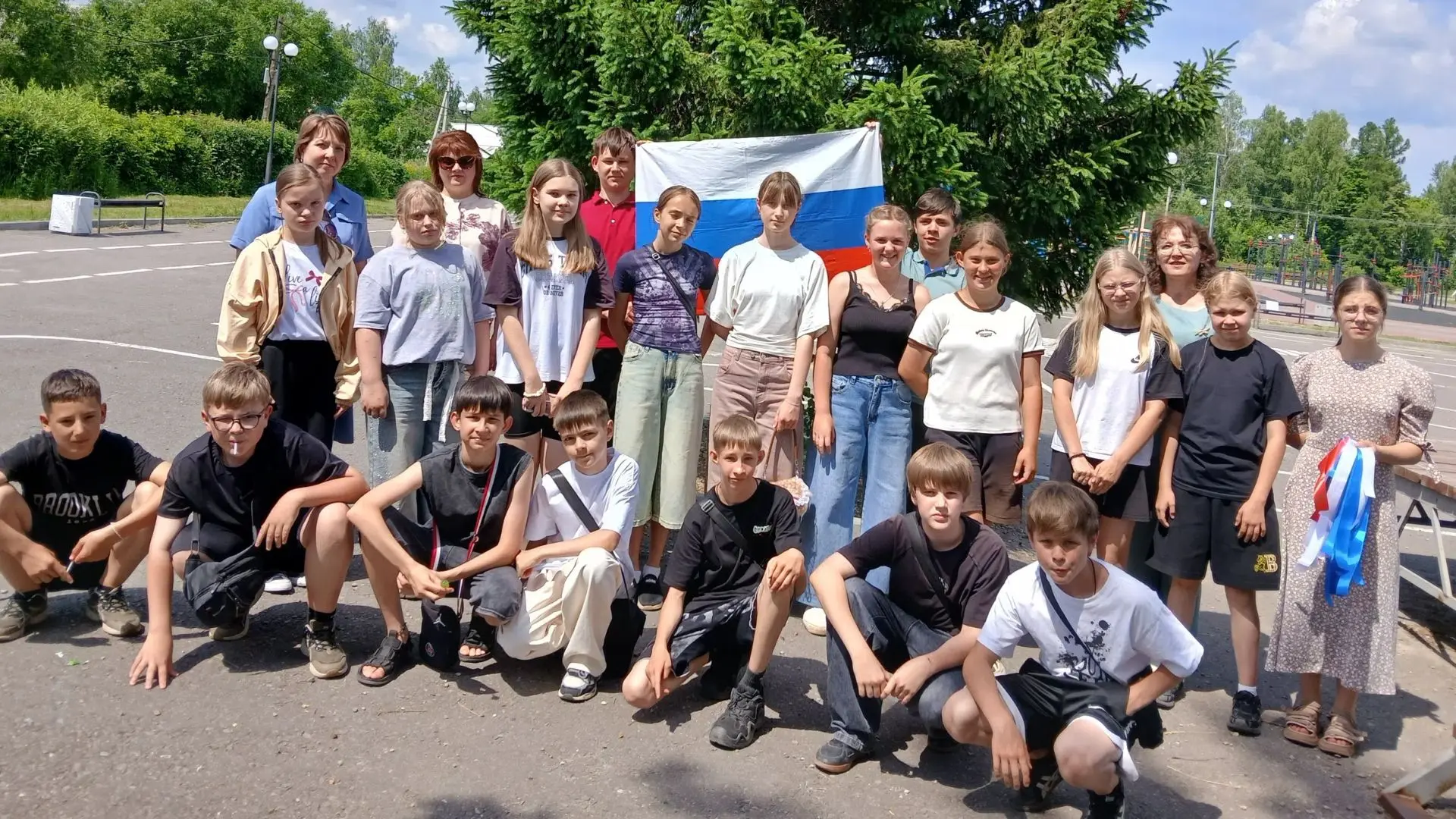 Сегодня в школьном лагере «Олимпик» прошло мероприятие, посвящённое Дню России! 🦅🇷🇺
Праздник нача