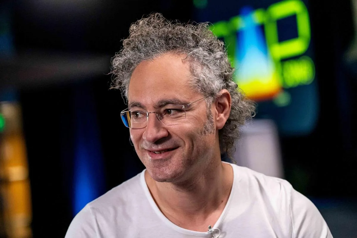 Глава Palantir ожидает полной национализации ИИ-компаний в США в течение 2 лет