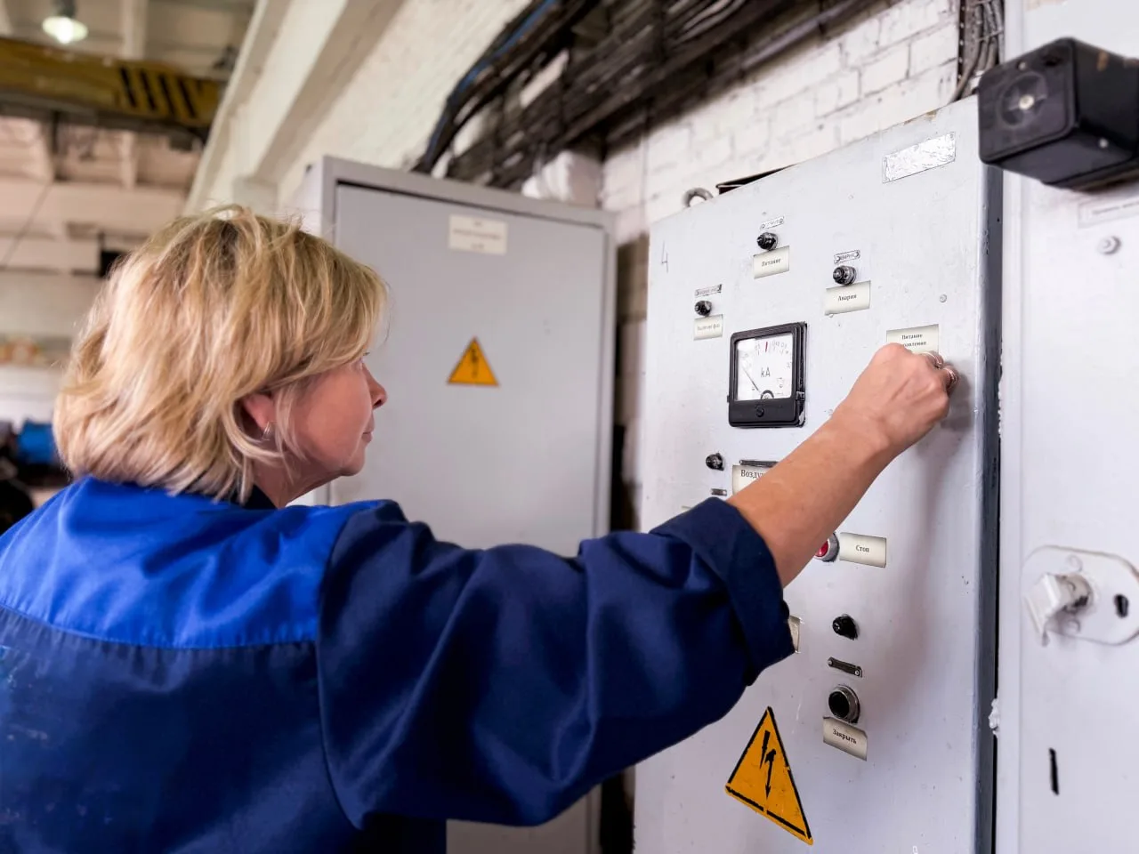 👷🏻‍♂🔧Более 900 специалистов в сфере ЖКХ прошли обучение по работам повышенной опасности