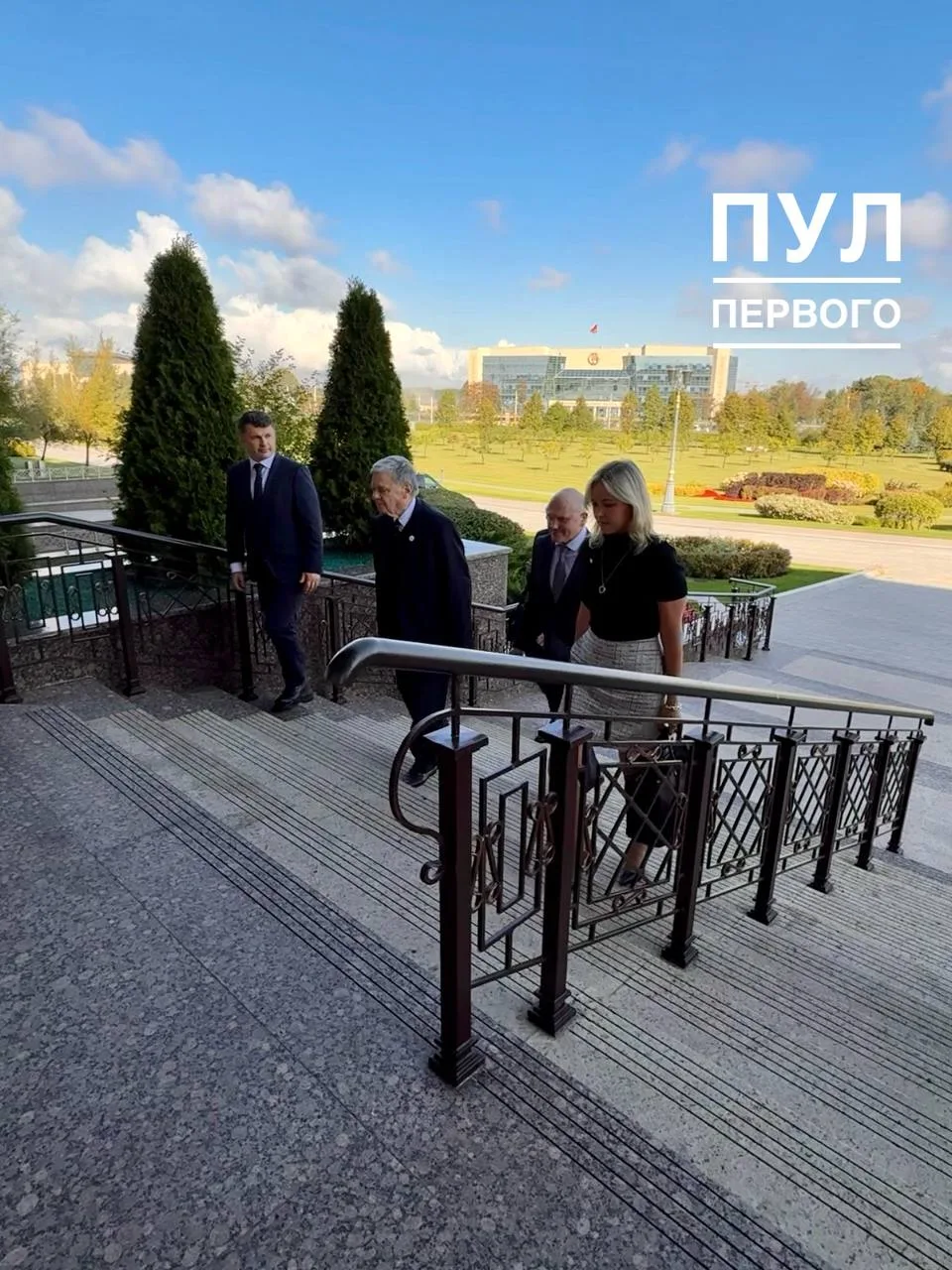 В Минск снова приехали американцы на переговоры к Президенту.