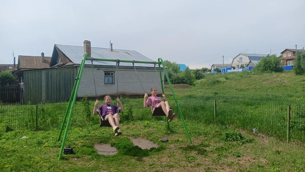 "Дуслык" ял " лагерының 15 нче көне "Табигать нуры" һәм "Изге эшләр" исеме астында үтте. Балалар бел