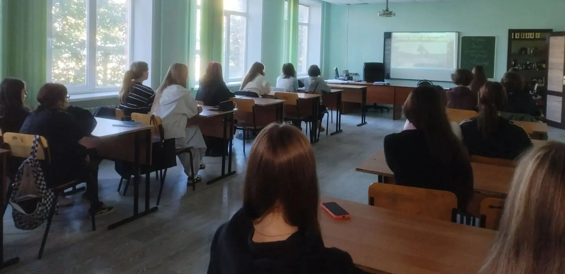 16 сентября для студентов 1 курса прошла психологическая игра «В поисках Белой башни», ...