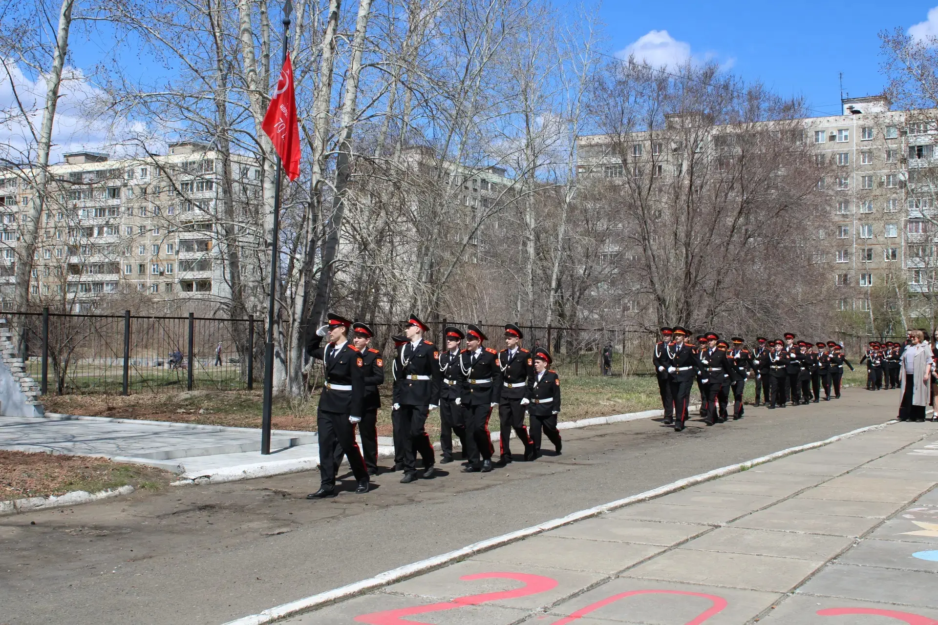 🏅 Сегодня в школе прошёл торжественный митинг ко Дню Победы! В мероприятии приняли участие учащиеся,