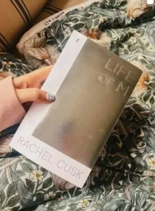 Книга Рэйчел Каск Life of M ("Жизнь М") выйдет в августе, но Натали Портман уже обижена. 

По информ