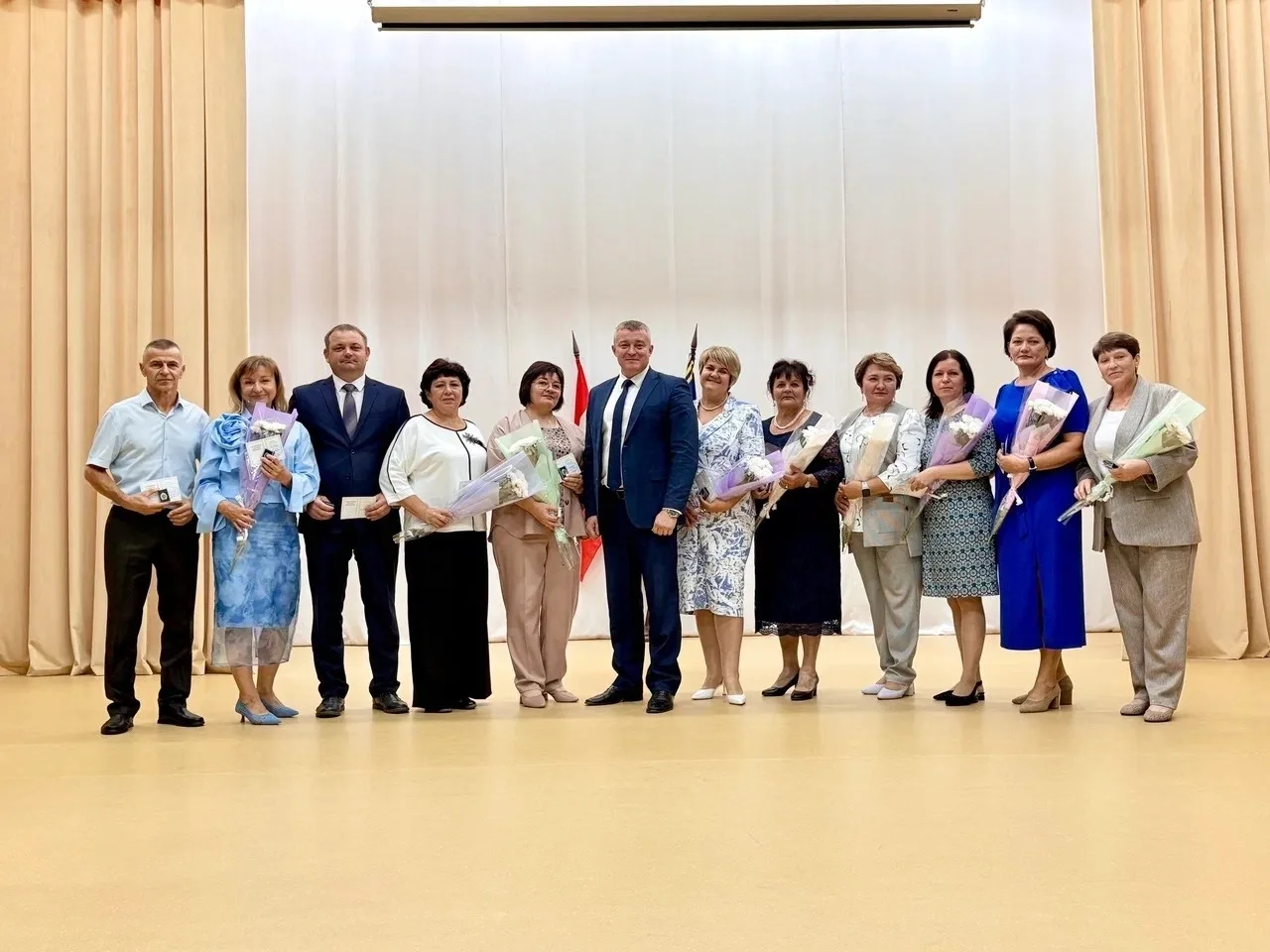 🍂 28 августа в Полянском сельском Доме культуры прошло августовское совещание педагоги...