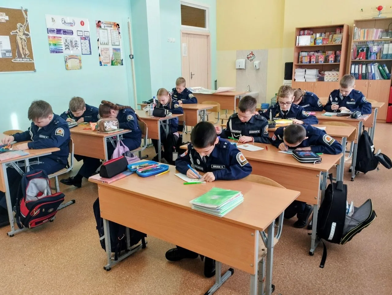 В нашей школе прошли интерактивные уроки, посвященные Дню воссоединения Крыма с Россией, которые зап