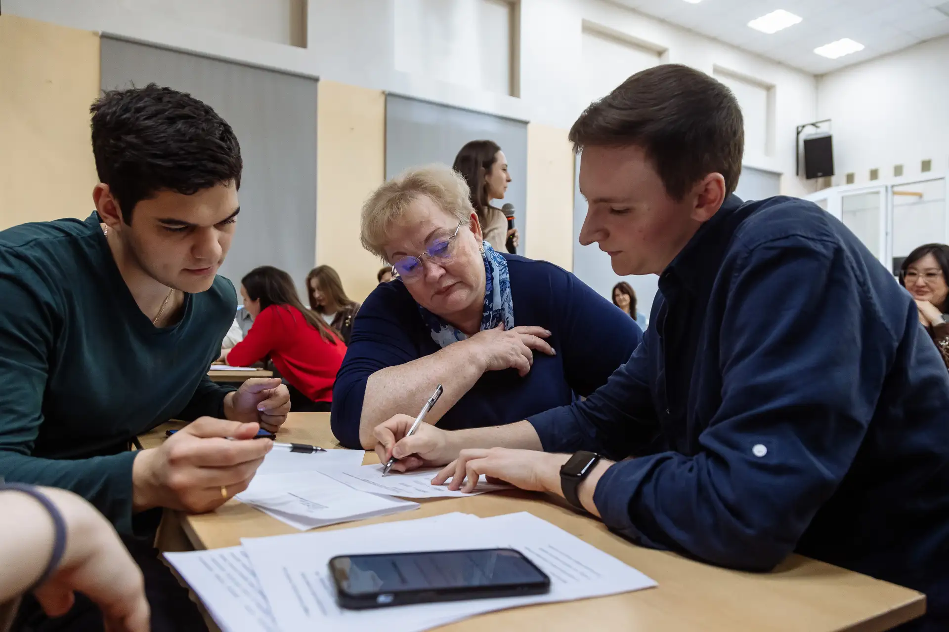 👨‍🏫 Что такое система работы в наставничестве?  Это процесс передачи опыта, знаний и рабочих правил 