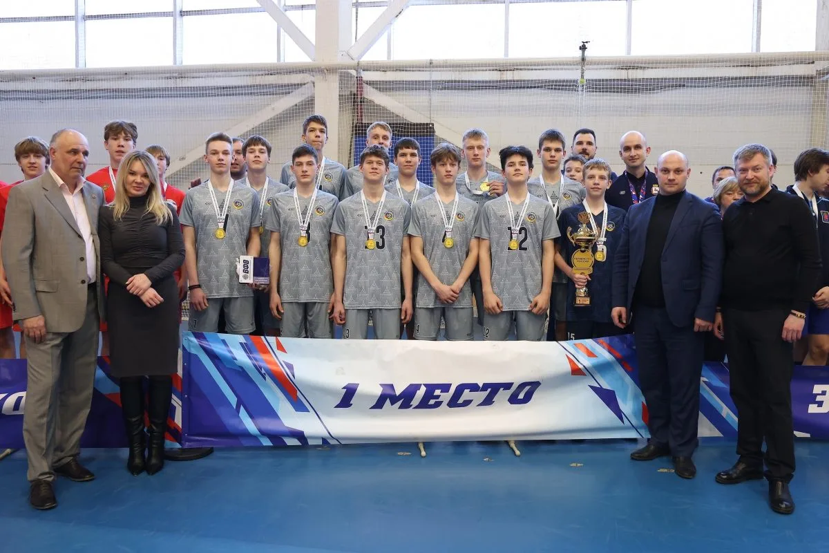 🏐 Победа на Первенстве России 🏐  Ученики нашей школы — Картавцев Артём (8И класс) и Андреев Егор (6В