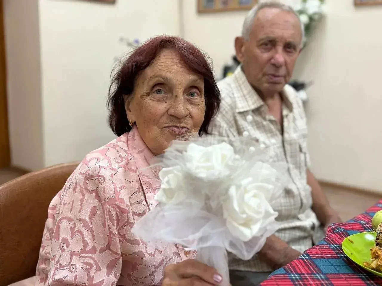 ❤️ В ДК «Аликоновка» состоялось торжественное чествование супругов Валерия Дмитриевича и Евгении Мих