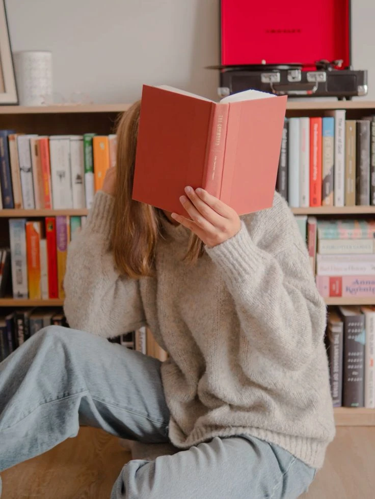 🎓 От чего реально зависит настроение?   В психологии есть феномен: событие само по себе редко вызыва