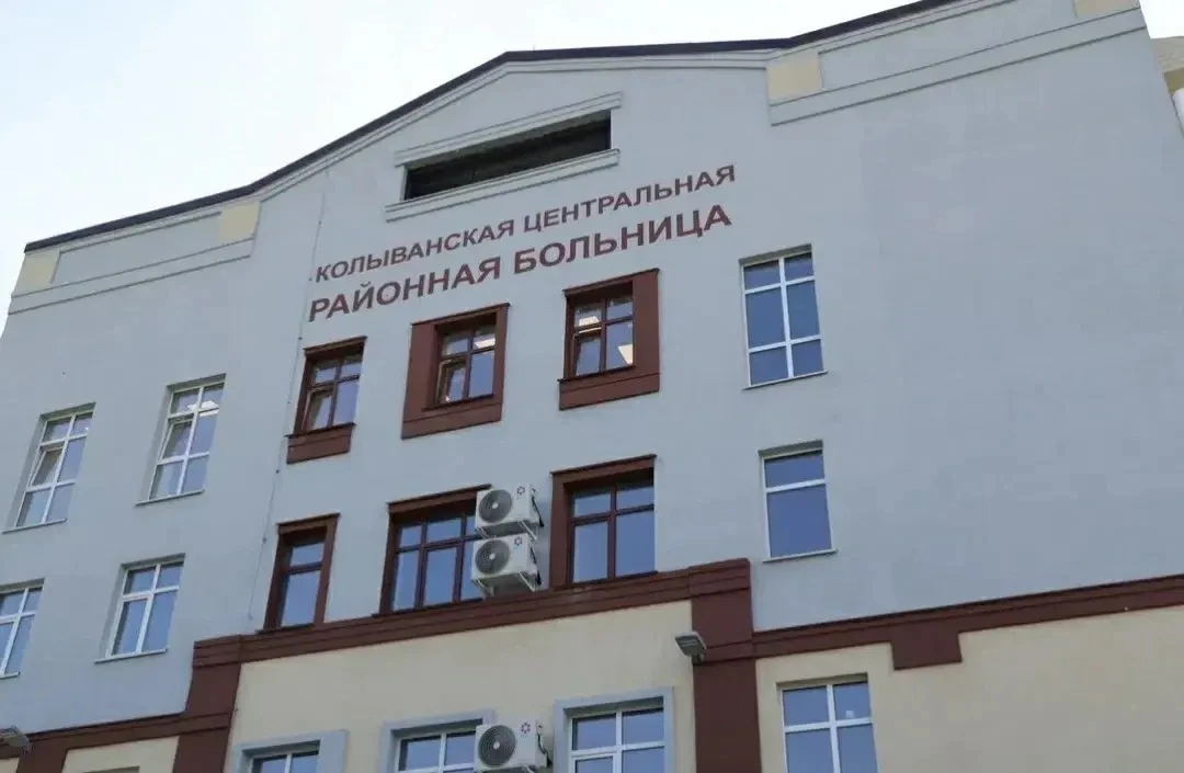 В ходе рабочей поездки в Колыванский район Губернатора Новосибирской области посетили н...