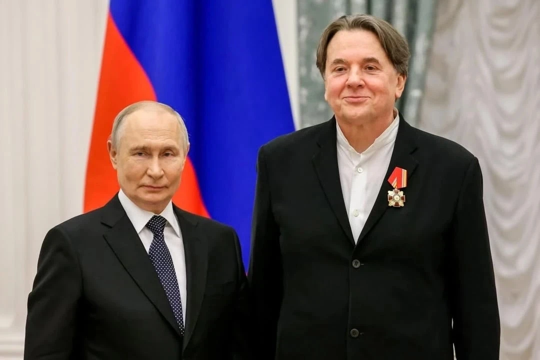 Президент России Владимир Путин вручил государственные награды в Кремле ряду деятелей культуры, иску