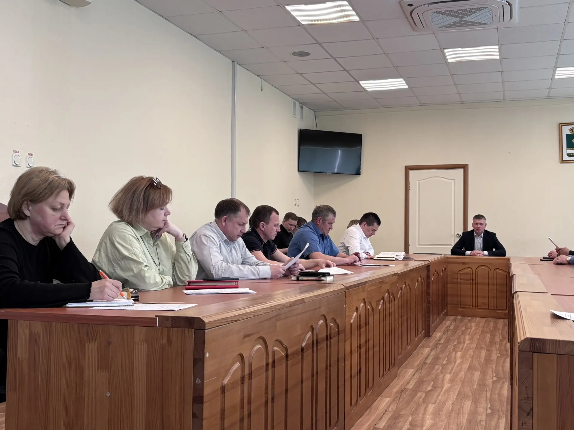 🌱Нужны ли субботники в Богдановиче? Традиционно к участию в них присоединяются трудовые коллективы, 