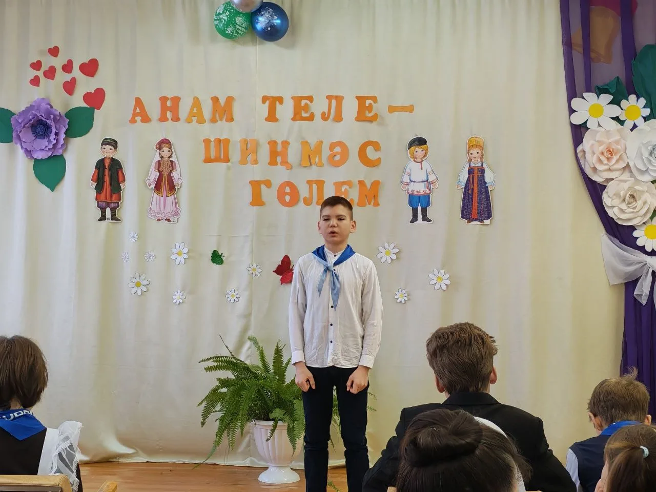 21 февраль көнне, Халыкара туган тел көне уңаеннан, "Анам теле-шиңмәс гөлем"дип аталган...