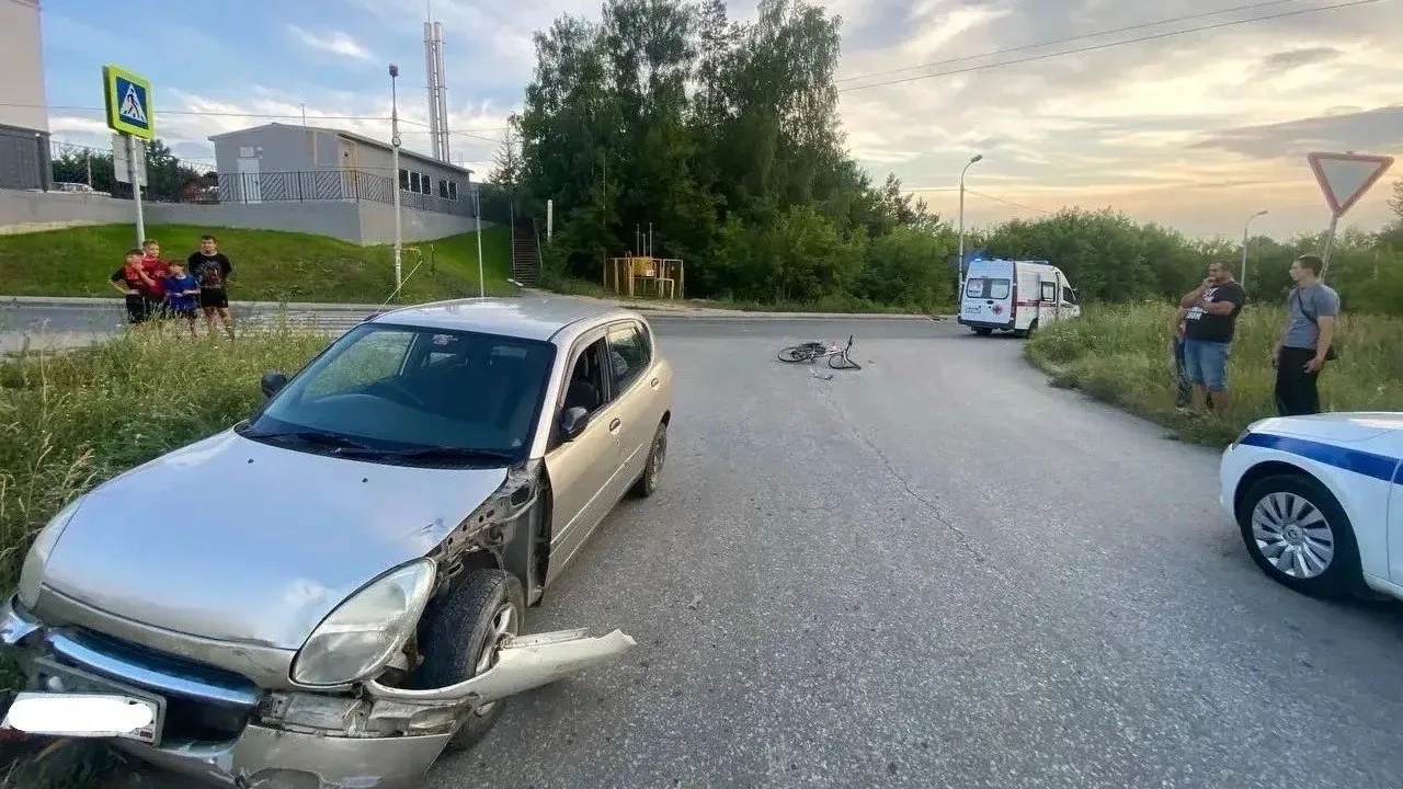 17-летний водитель сбил велосипедиста в Новосибирске⚠️🚴