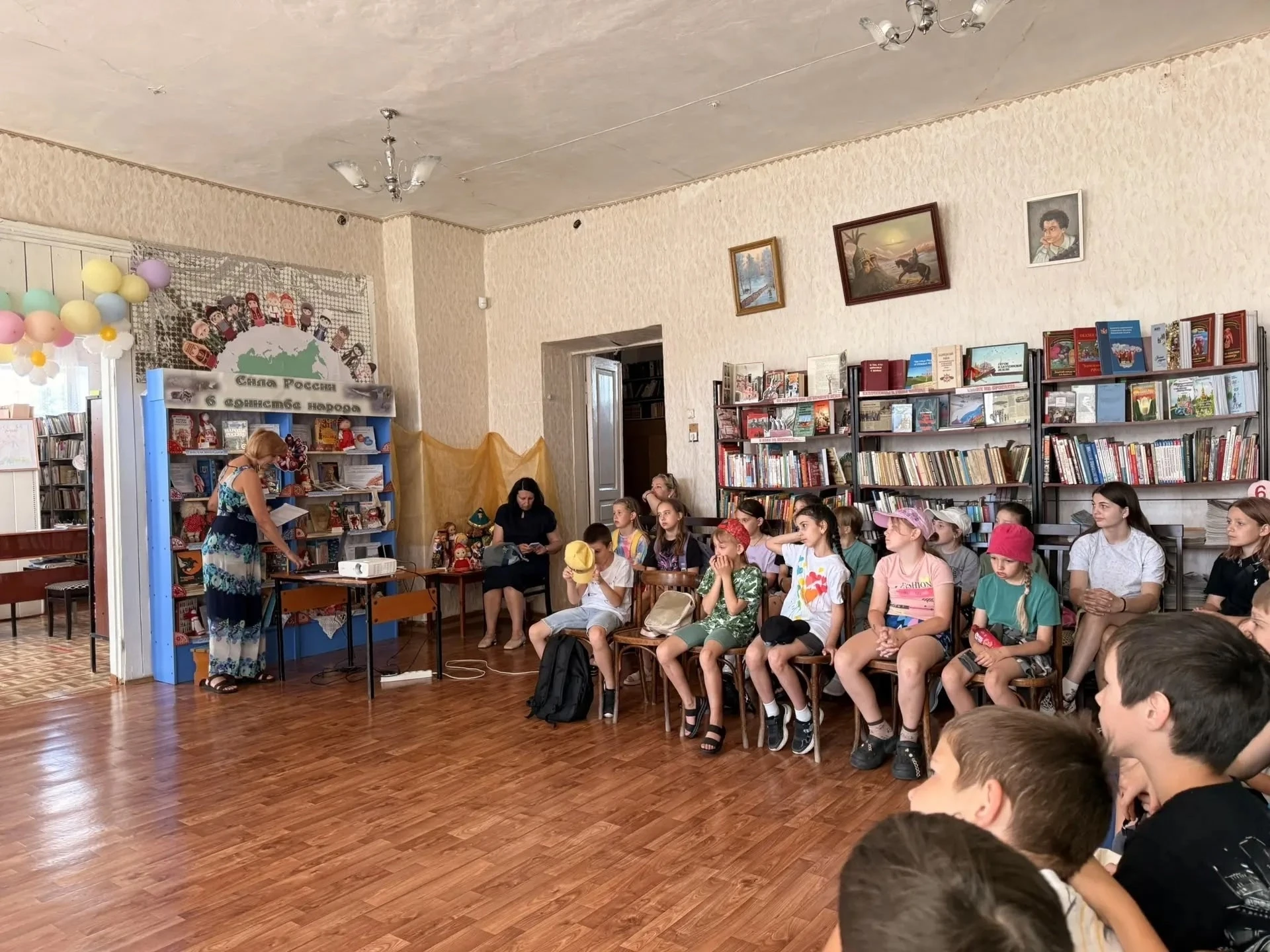 17 июня в нашем школьном лагере прошёл тематический день, посвящённый Дню памяти. Утро для ребят нач