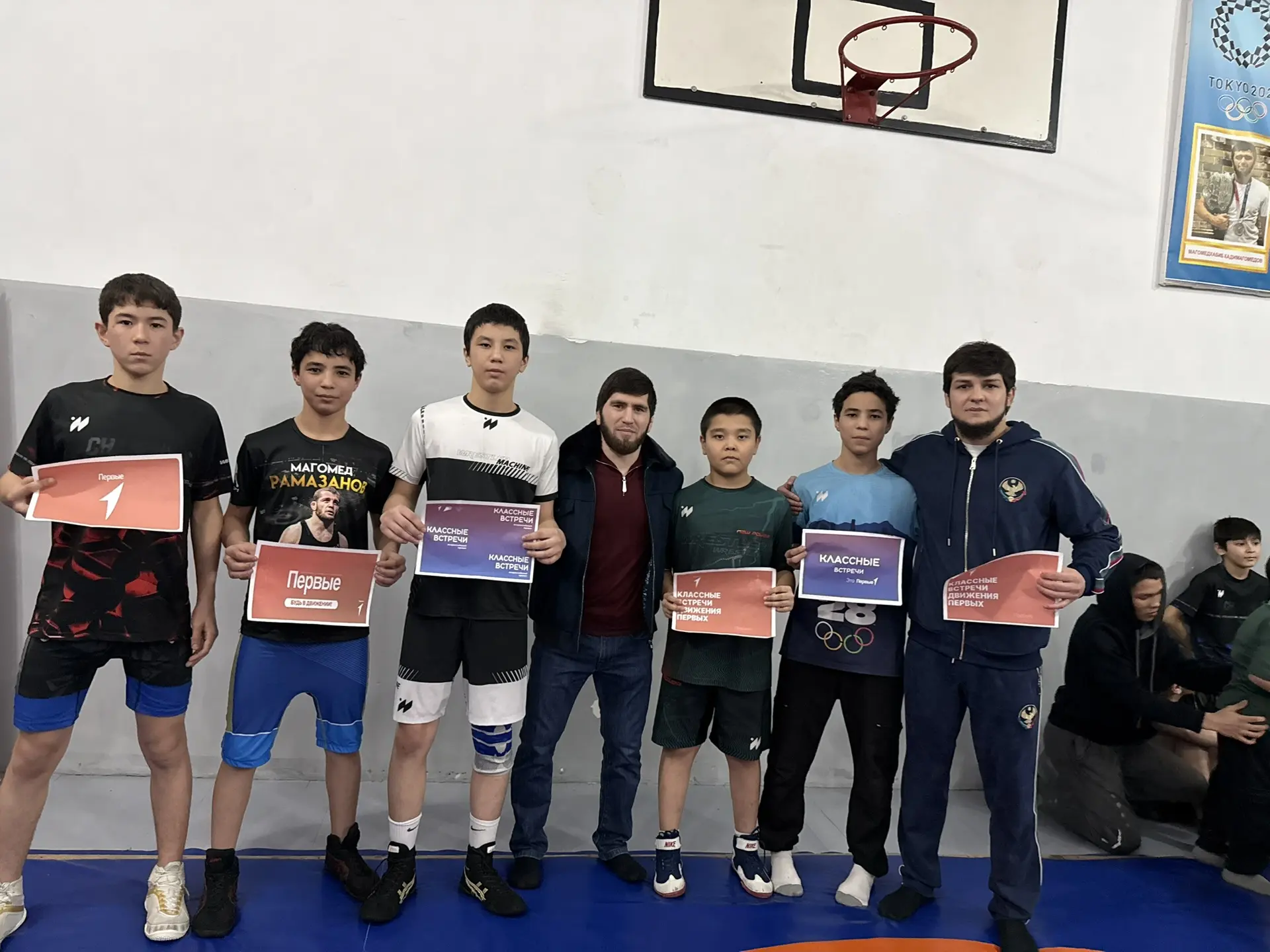 Живая легенда в гостях! 🤼‍♂️✨ Сегодня  в нашей школе произошло по-настоящему историческое событие! П