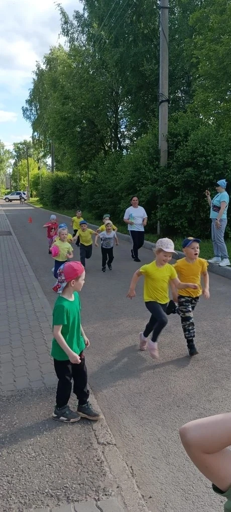 🏃‍ ЗДОРОВЬЕ И СПОРТ 🏃‍

Вы думаете бег – это скучно? Только не для нас!

В ходе «Весёлого ЗаБега» 