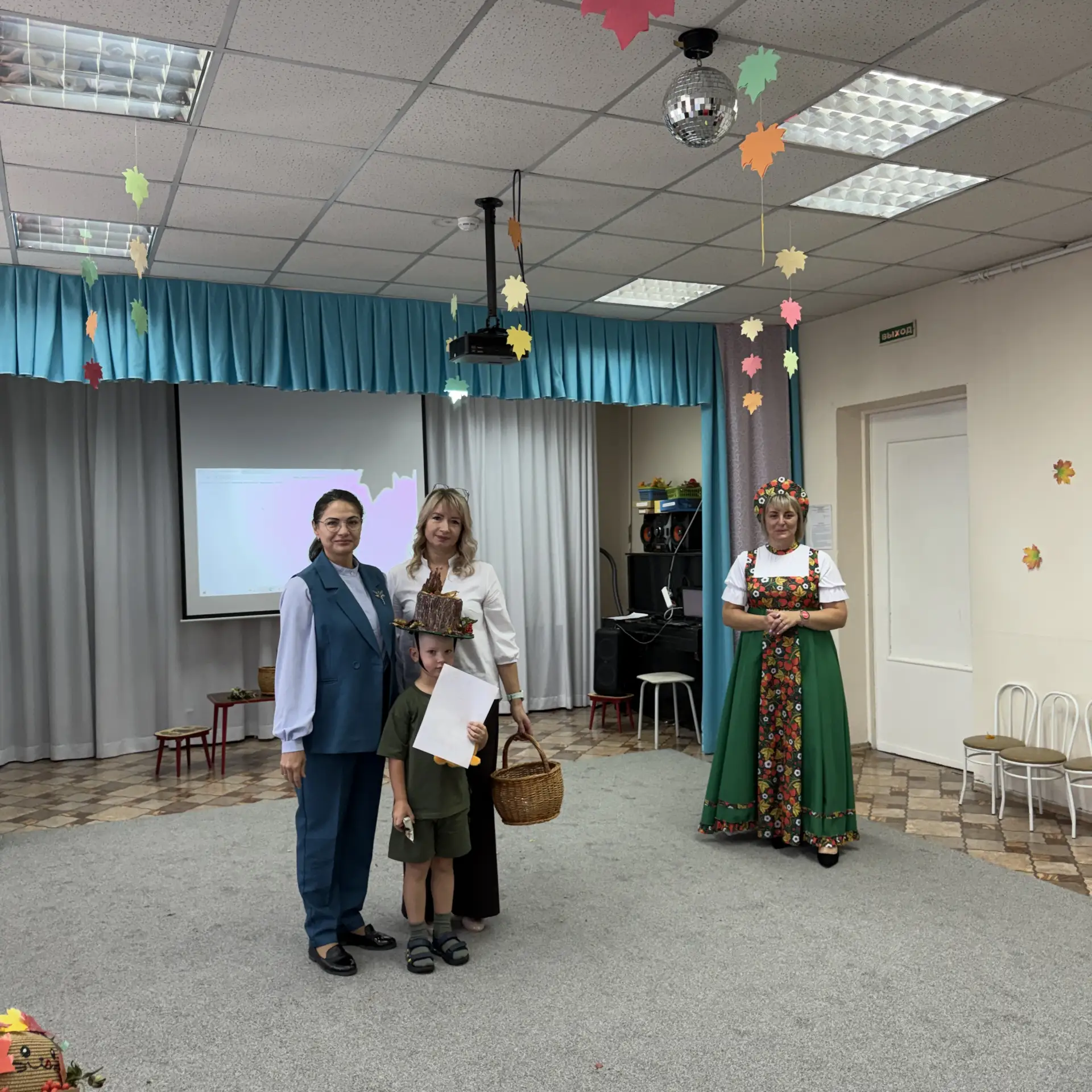 В нашем  детском саду  прошел настоящий праздник красоты - конкурс «Осенние фантазии в ...