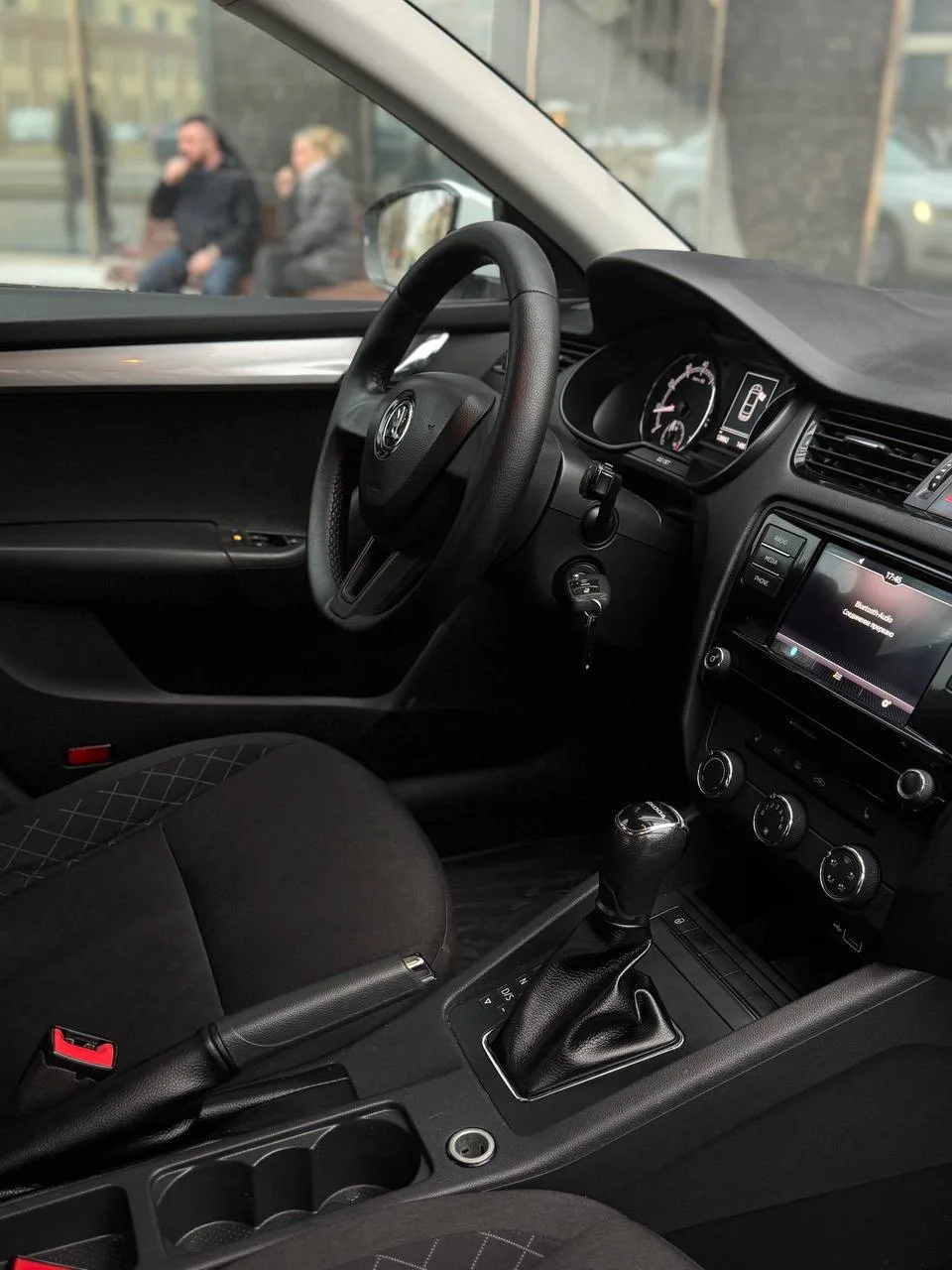 😍 Скидка 50.000 ₽  Ездить можно только в СПБ🙌 НЕ ТАКСИ  SKODA OCTAVIA  ▪️ Год выпуска — 2018 ▪️ 1.6 