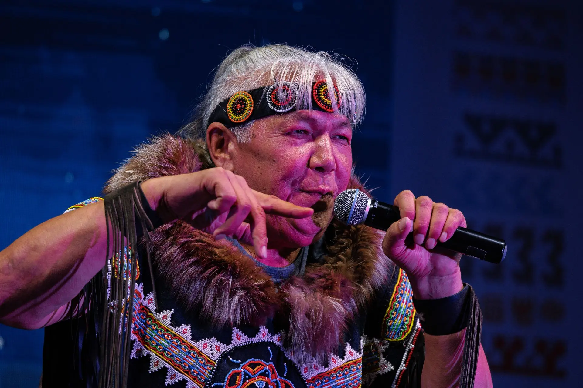 🎶 Сегодня, 18 сентября, юбилей отмечает известный эвенкийский певец Владимир Хоменко