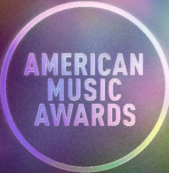 BTS стали самым награждаемым азиатский артистом на American Music Awards, с 11 победами.