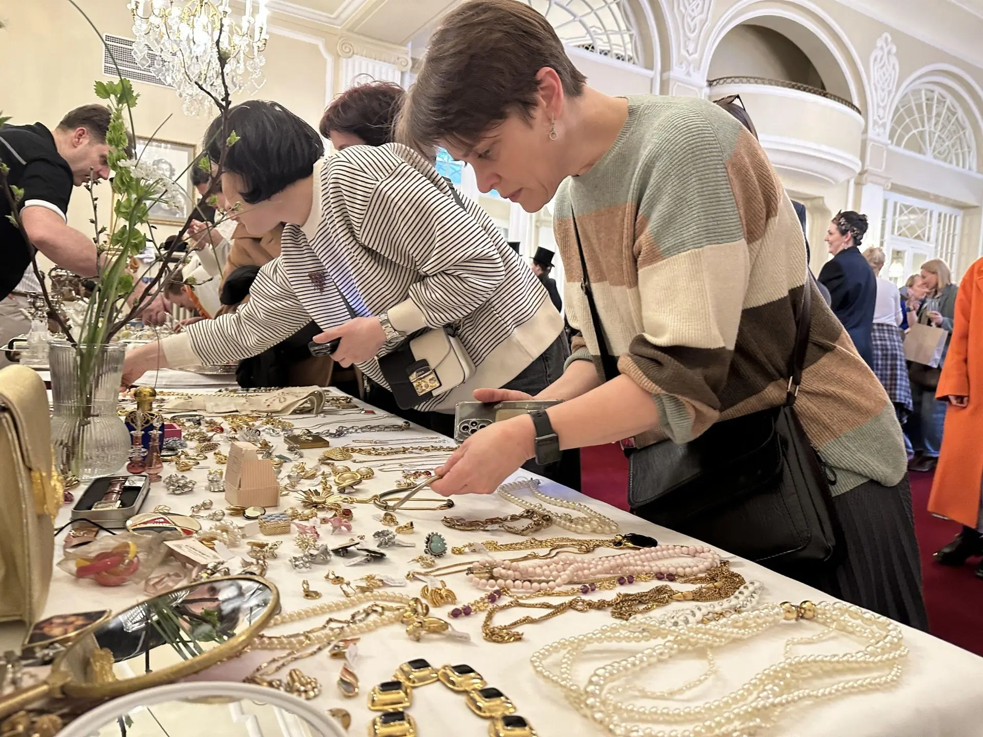 Любите редкости? Тогда вам стоит заглянуть на винтажную ярмарку в «Асторию»