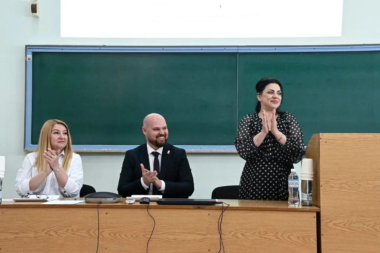 🏛 Курс на развитие: состоялось очередное заседание Ученого совета МелГУ

Работа Ученого совета трад