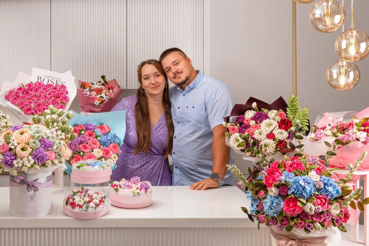 Ссылка на цветовой круг: Нон-Стоп Таблица Цветовой круг Иттена
https://www.wildberries.ru/catalog/31