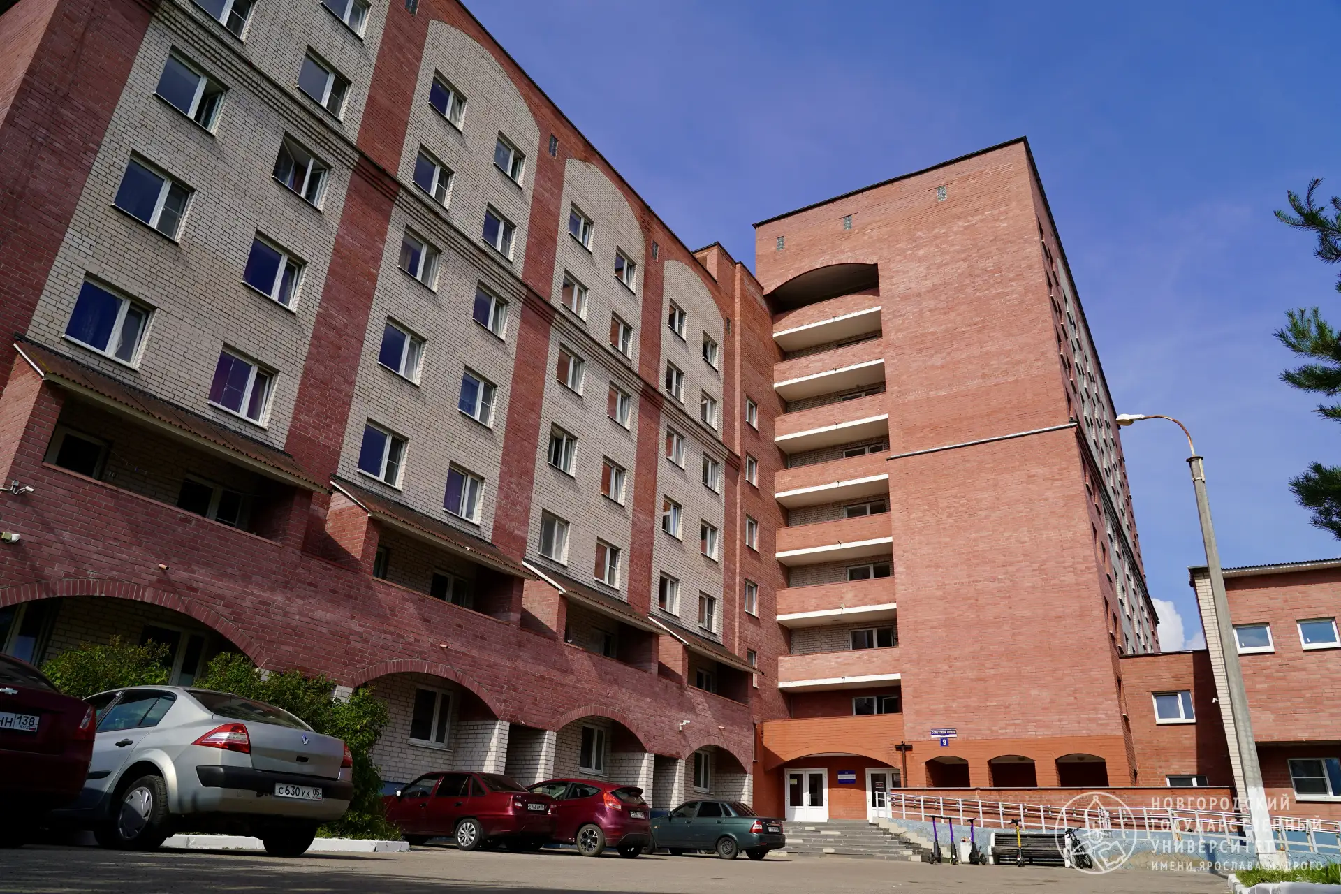 📊 В 2026-2027 учебном году НовГУ обеспечит общежитиями 100% первокурсников-бюджетников!
