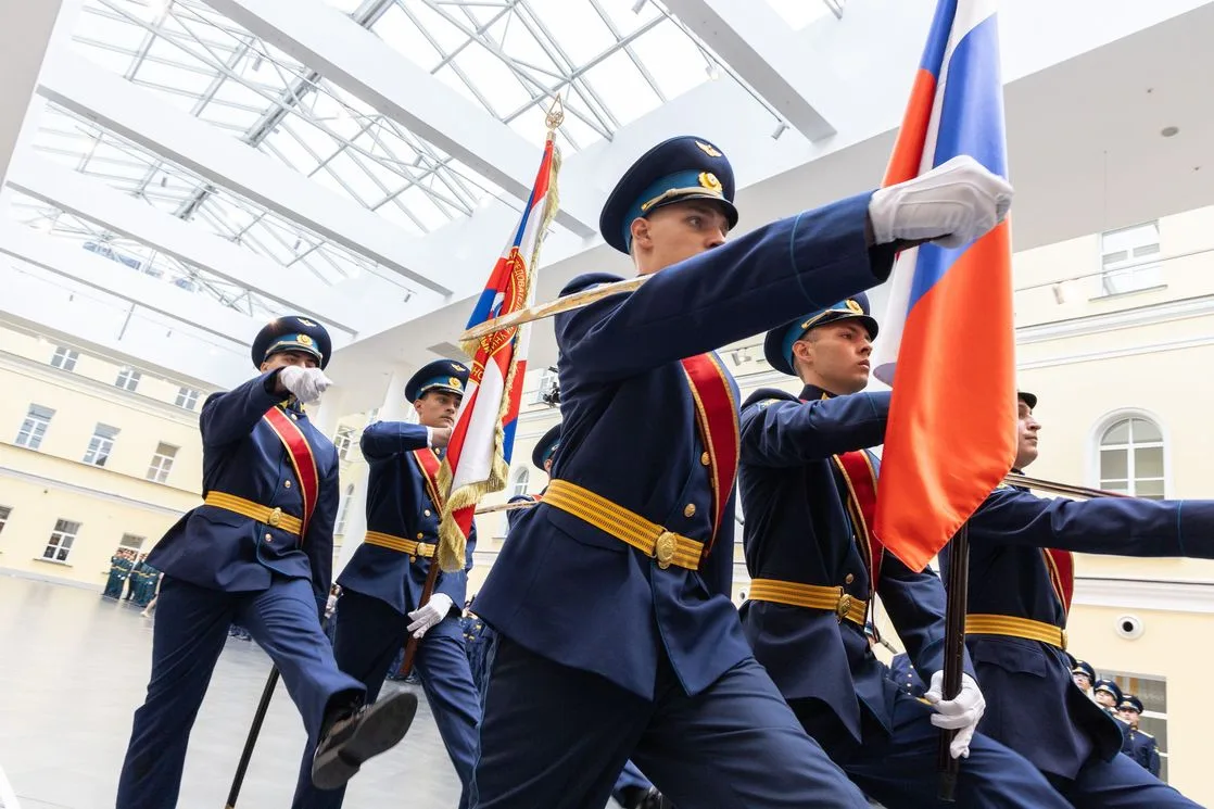 🛡 «Новое поколение защитников»

Выпустил Военный учебный центр НИУ ВШЭ. 132 человека получили выпис