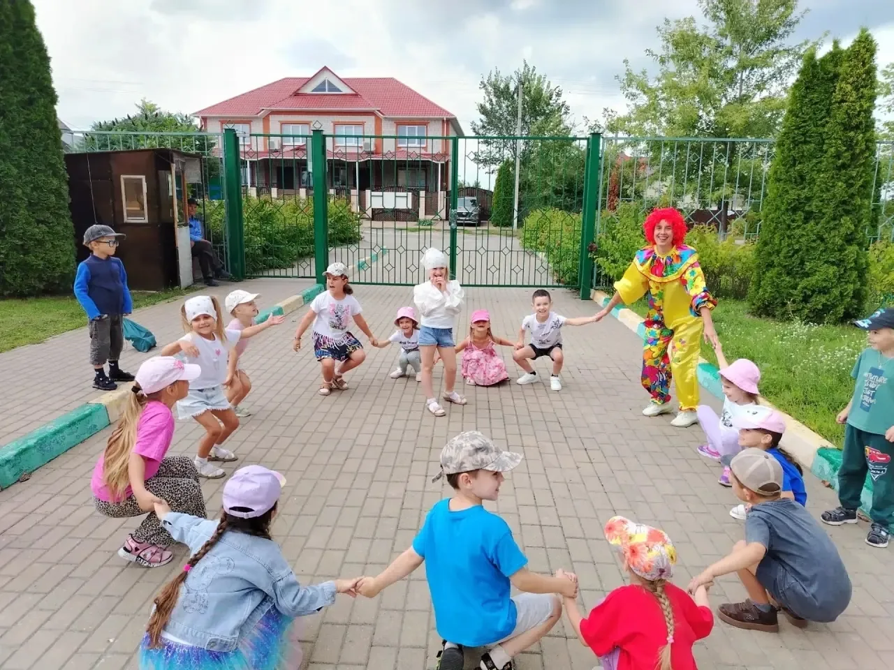 Игровой переполох 4Д: «Дети, движение, дружба, двор» 👍

Это событие подарило детям море эмоций и за