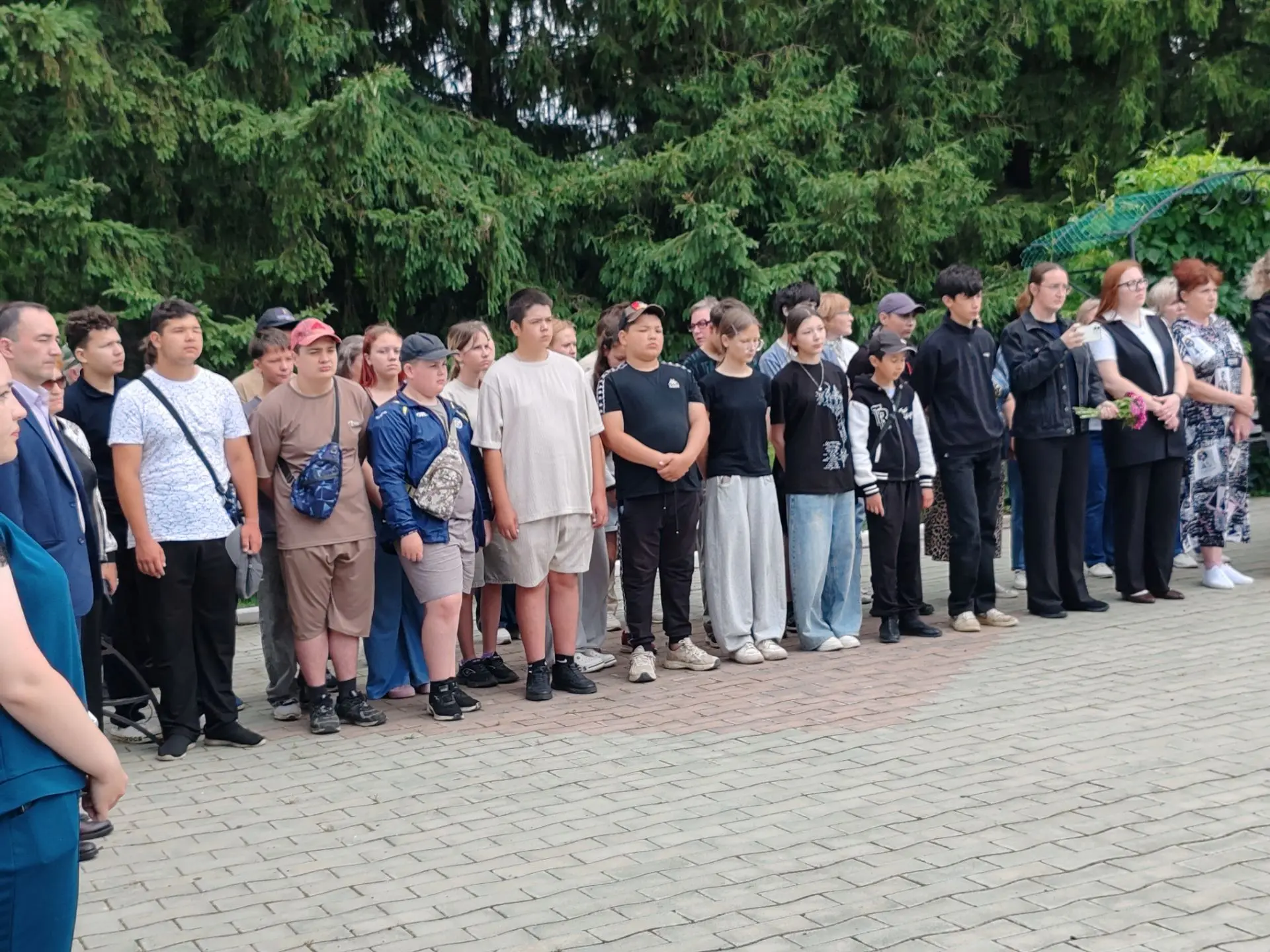 "Через века, через года, - Помните!"
22 июня в парке Победы состоялся митинг, посвящённый Дню памяти