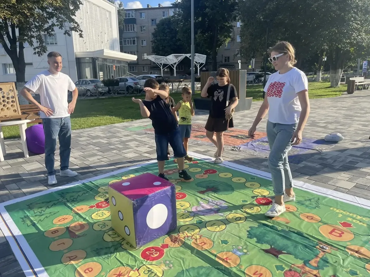 ☀️ Летние радости в сквере Лазарева!