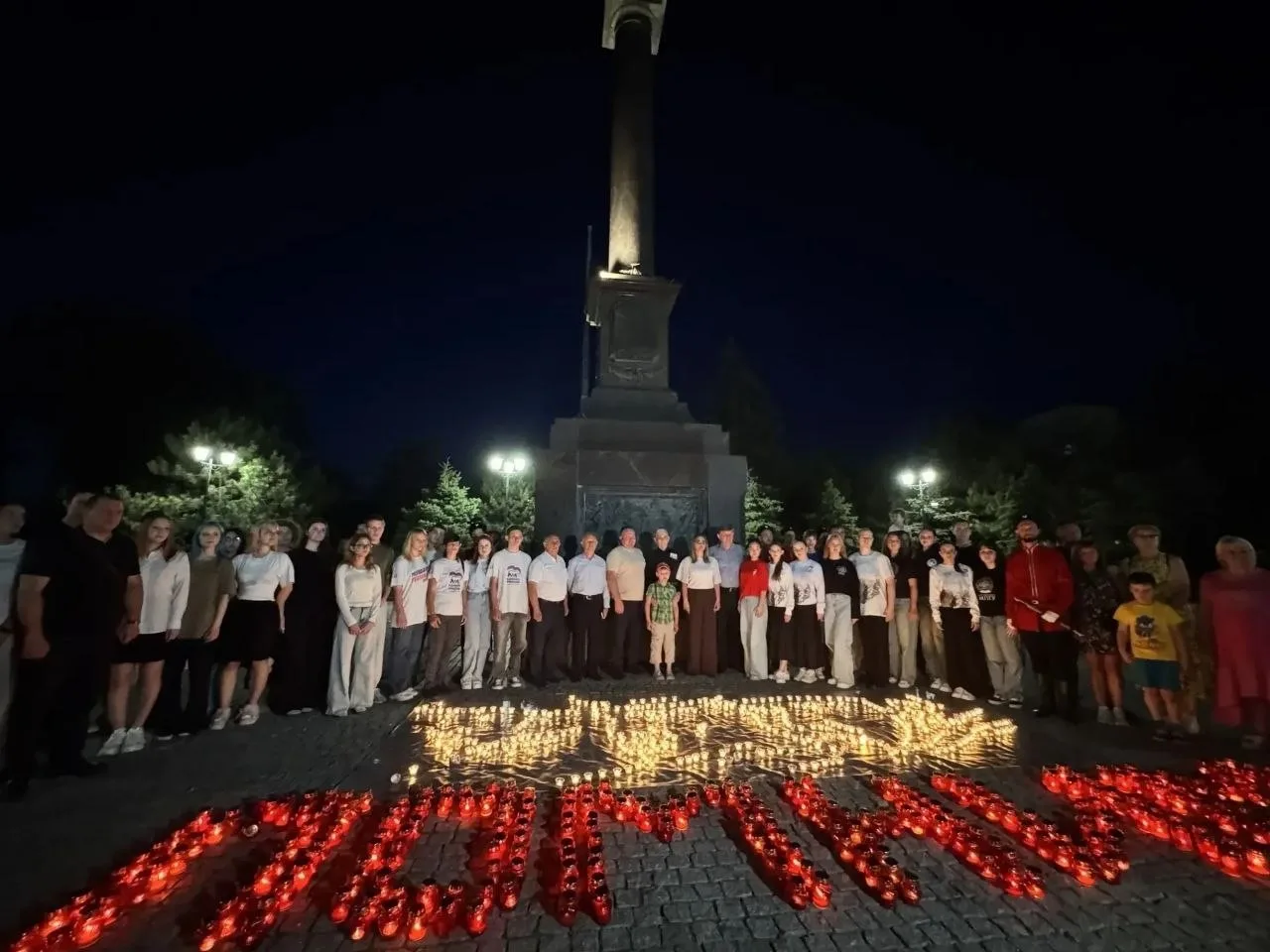 Вечером накануне Дня памяти и скорби анапская молодежь приняла участие во Всероссийских...