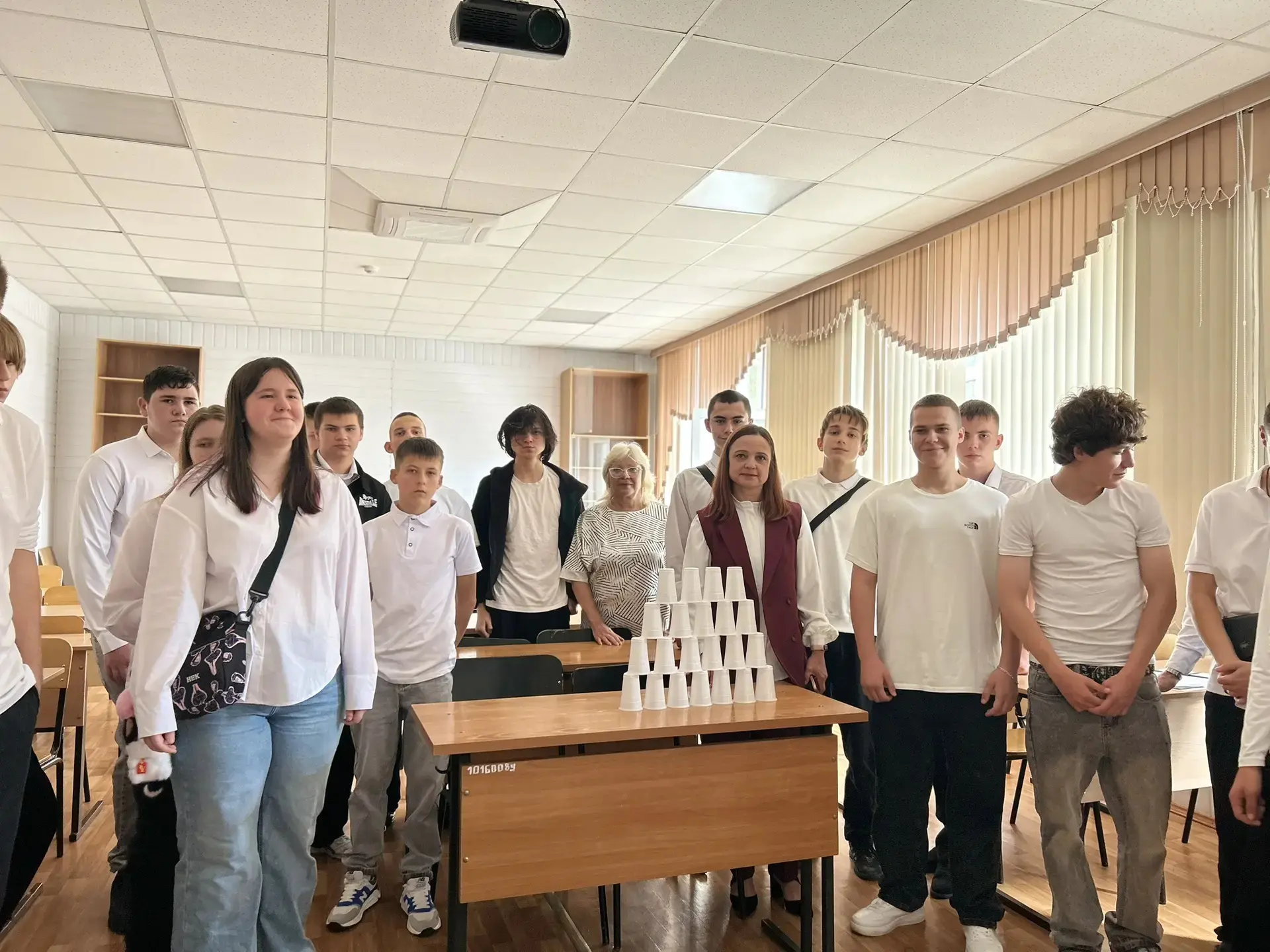 👩‍🎓👨‍🎓«Квест вместо лекции: как первокурсники колледжа нашли командный дух в День з...