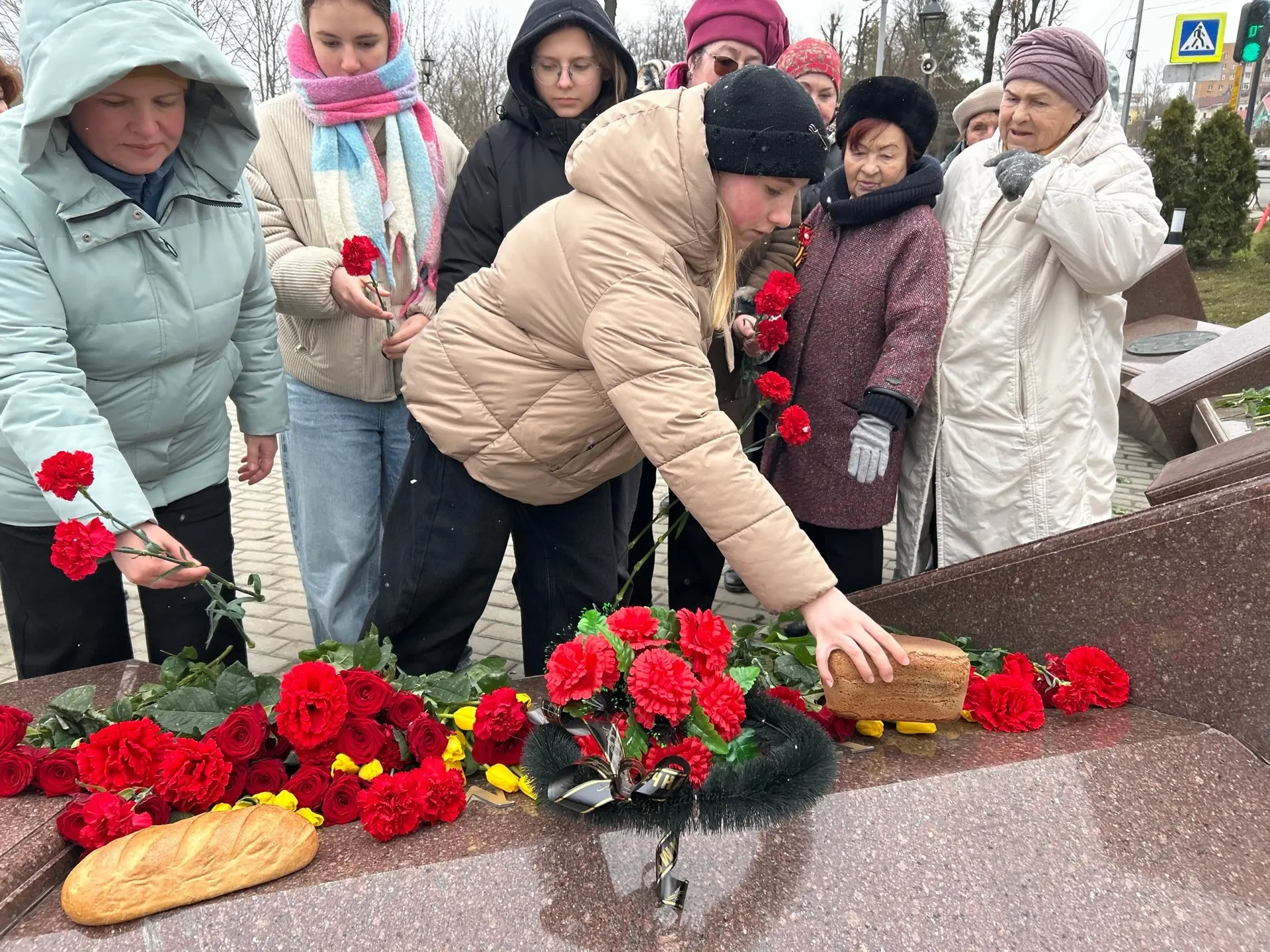 11 апреля- день освобождения узников фашистких концлагерей. Учащиеся нашей школы совмес...