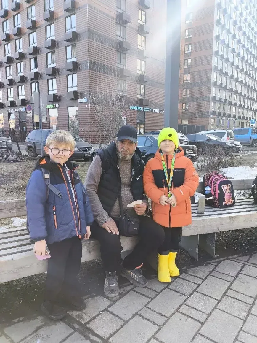 Орлята-экологи из 3П класса провели  акцию «Не рвите цветы» 🌸  Ребята  нарисовали рисунки 🖼️, в кото