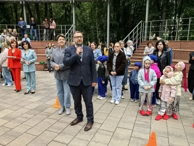 Сегодня выпускники ДОУ №40 г. Липецка приняли участие в городском выпускном бале для до...