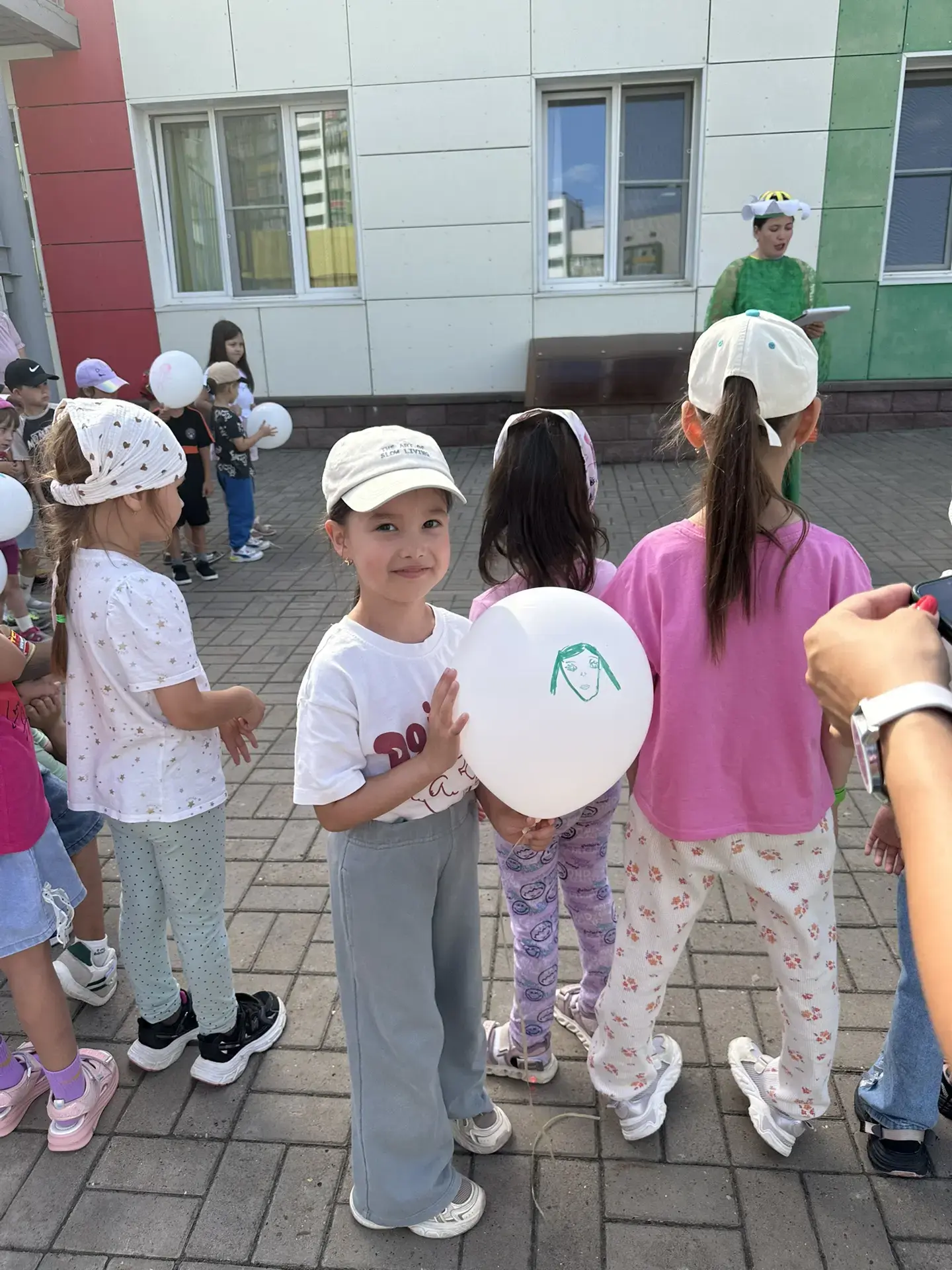 В День семьи и верности наши воспитанники и родители собрались на семейный пикник. Этот важный день 