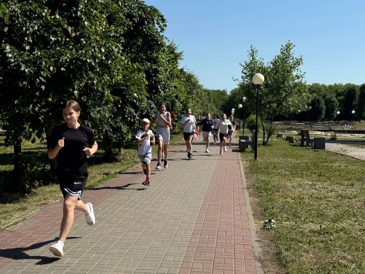 🇷🇺🏃🏼🏃🏼‍♀️ В Жердевском муниципальном округе состоялся «Триколоровский забег», посвящённый Дню 