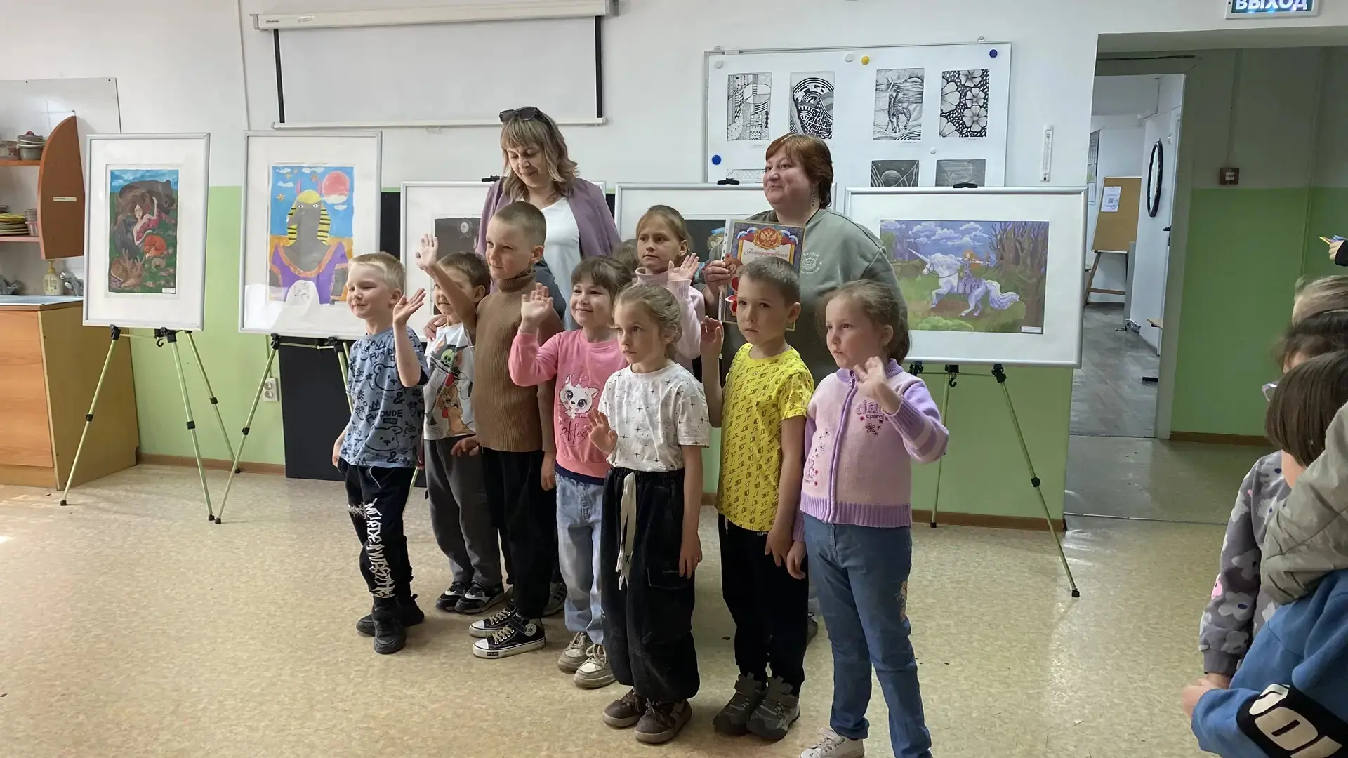 🌟🎨 Наши юные художники из подготовительной группы "Березка" отправились в увлекательн...