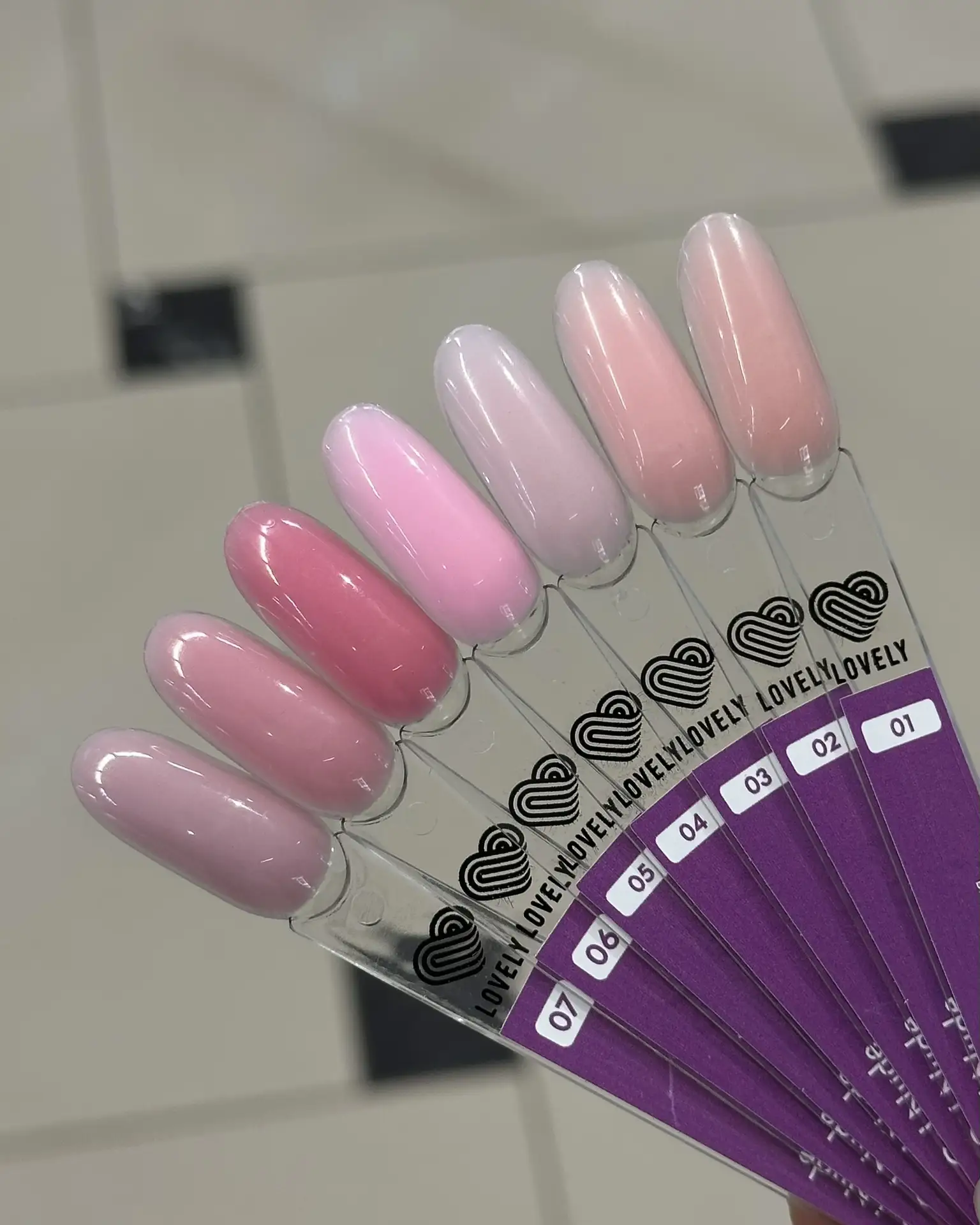Все оттенки коллекции Nude Lovely