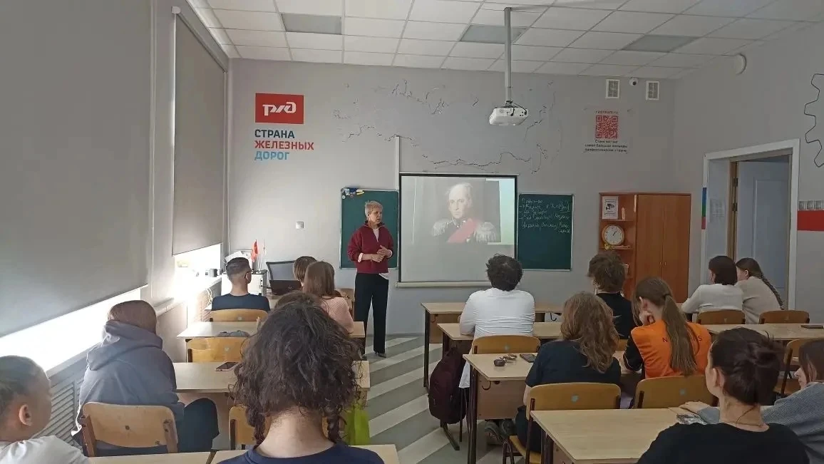 Внимание, перекличка!   Сосновый Бор? Здесь! Великий Новгород? Мы! Тихвин? На связи!   Где только не