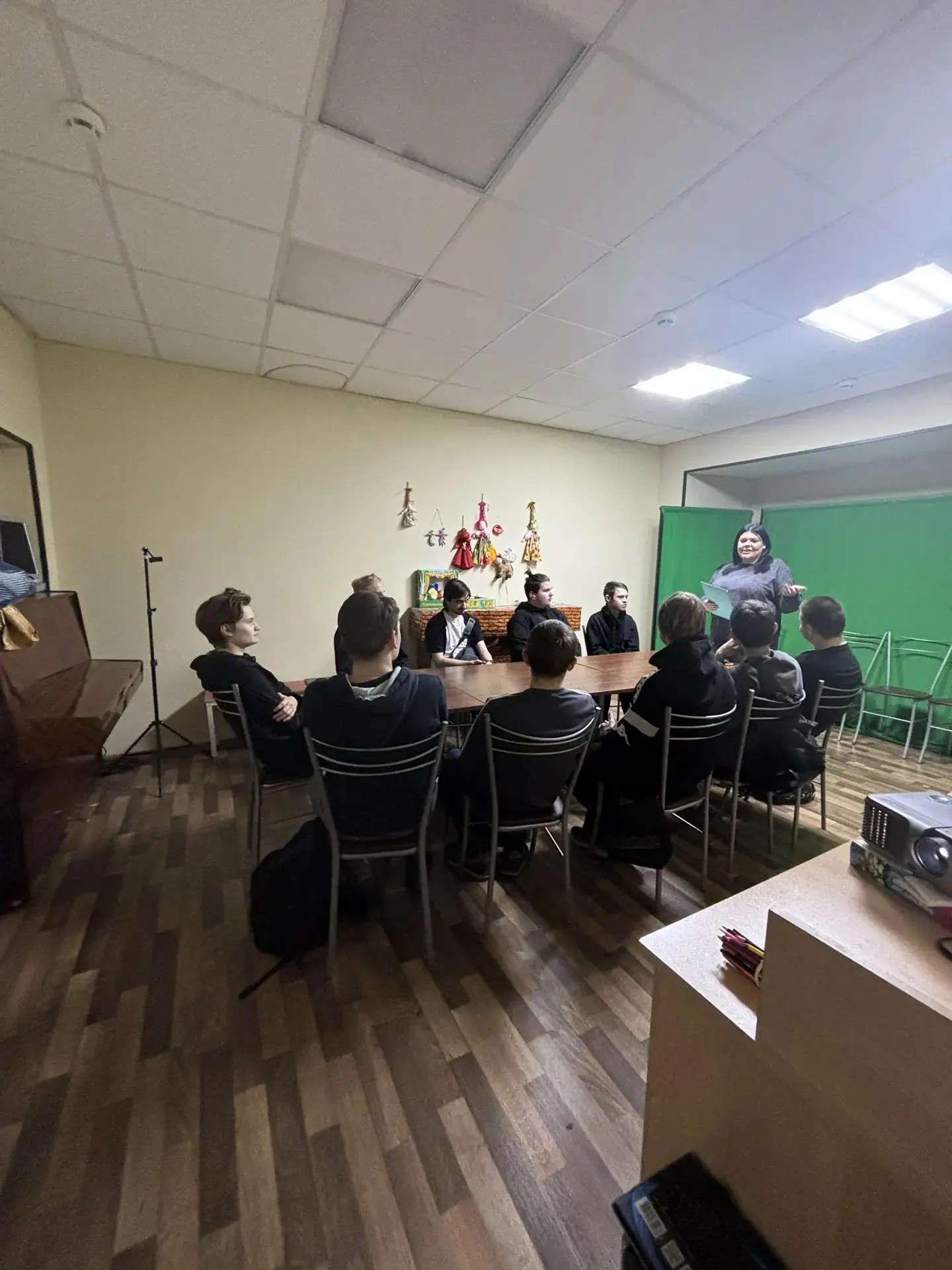 Степина Е. Е. с группой М-12 в рамках реализации проекта «Пушкинская карта» посетили МКДЦ Дятьковско