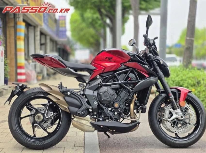 📣 MV-Agusta Brutale 800RR 

Дата регистрации: 2024 год
Двигатель: 800 сс
Пробег: 0 км.

Стоимость д