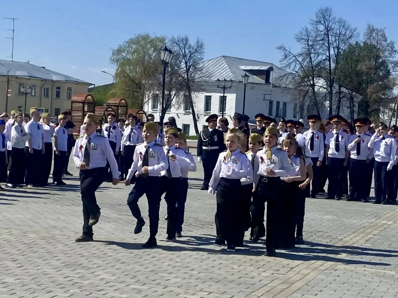Наши третьеклассники попробовали себя в «Параде» 🫡 Ребята получили колоссальный опыт и...