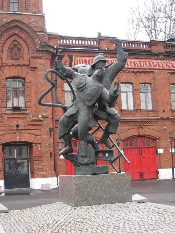 ДЕНЬ В ИСТОРИИ САНКТ-ПЕТЕРБУРГА – 28 АПРЕЛЯ  📍28 апреля 1804 Александр I утвердил доклад об учрежден